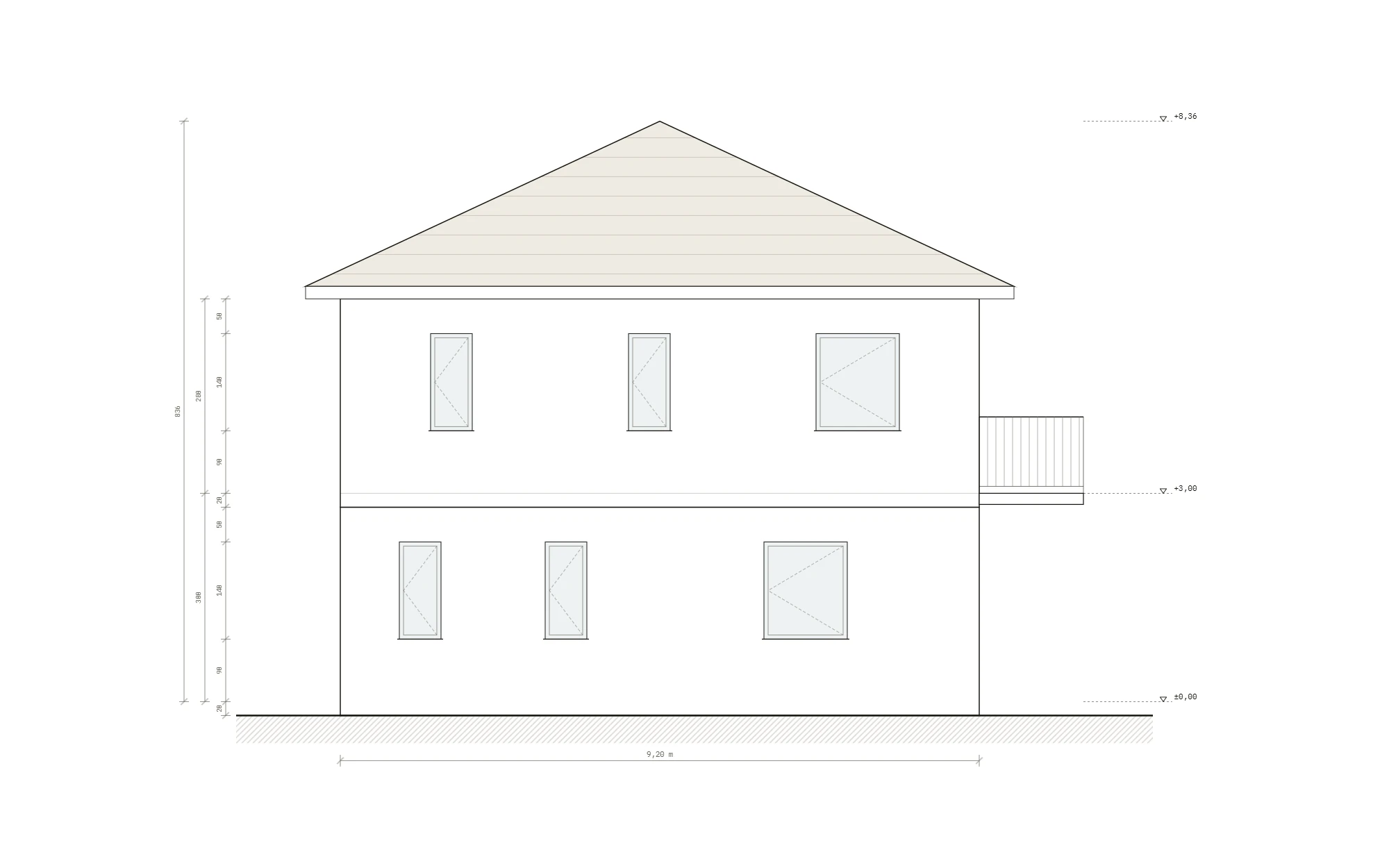 Elewacja wschodnia: balkon ze szklaną balustradą i dach kopertowy